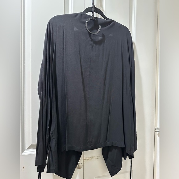 BloomChic Supersoft Kimono Cover-Up - Picture 2 of 5